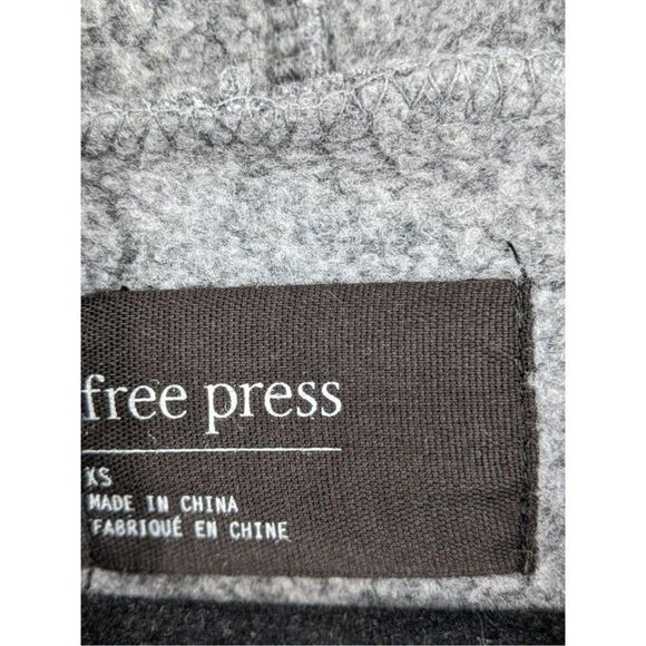 Free Press top women extra small Free Press Flirty Fleece Ruffle Hoodie Gray NWT - Picture 6 of 6
